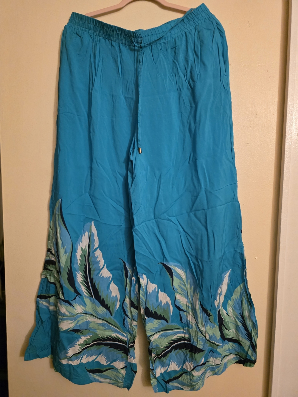 Women's Teal Tropical Print Cropped Wide-Leg Pants